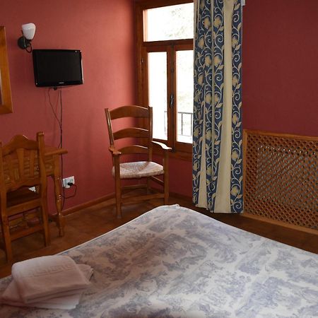 Hotel El Refugio De Juanar Ojén Екстериор снимка