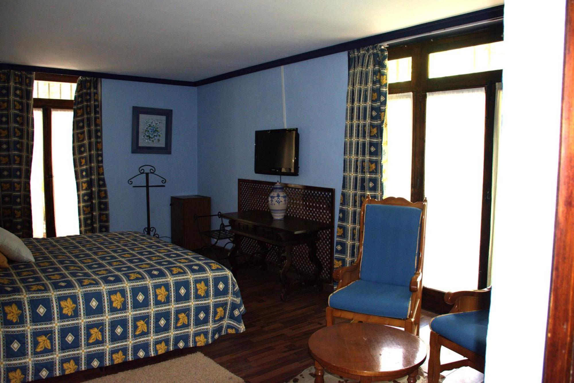 Hotel El Refugio De Juanar Ojén Екстериор снимка