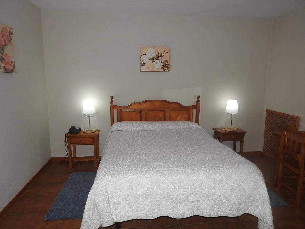 Hotel El Refugio De Juanar Ojén Екстериор снимка